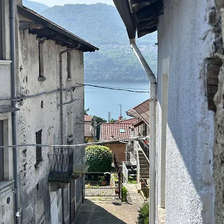 La Casetta Tra I Laghi * أومغنا