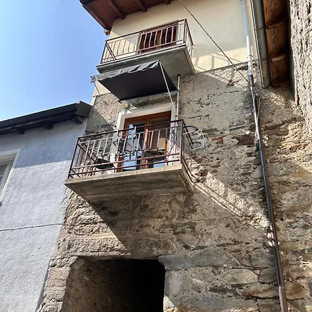 La Casetta Tra I Laghi أومغنا